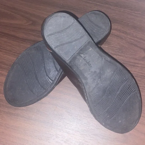 2 for $40 Clarks Collection Women’s Size 7 Shoes Brown Leather Slip On Loafer - Picture 13 of 13